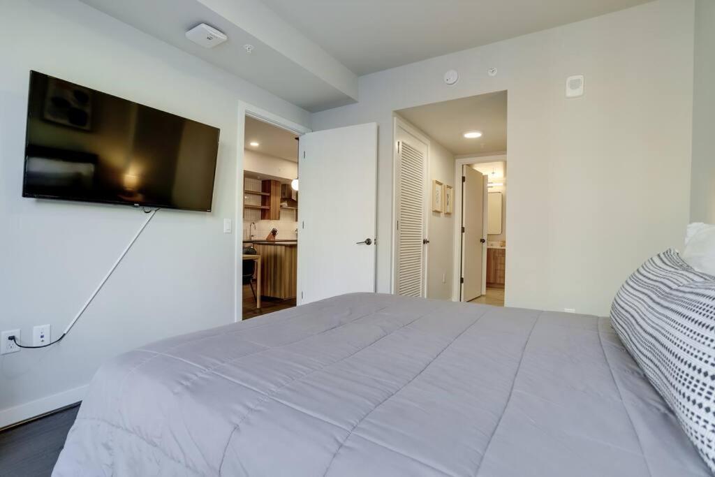 Gorgeous 1 Bedroom At Clarendon With Gym And Rooftop Арлингтън Екстериор снимка