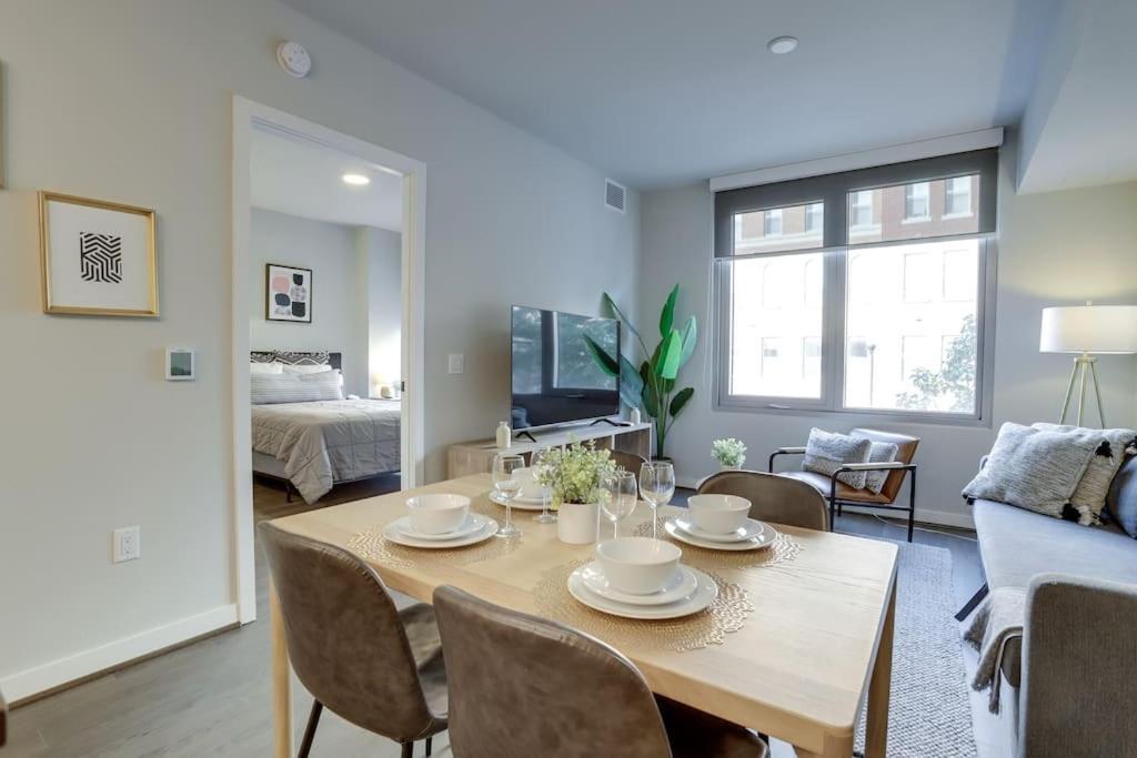 Gorgeous 1 Bedroom At Clarendon With Gym And Rooftop Арлингтън Екстериор снимка