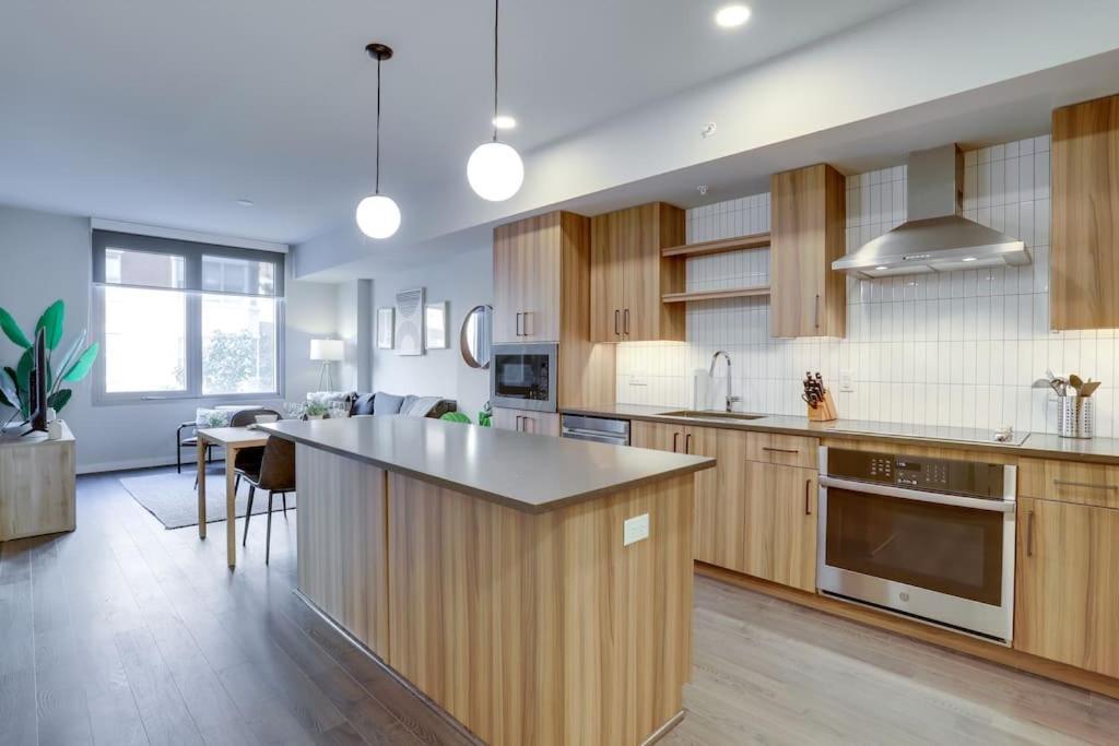 Gorgeous 1 Bedroom At Clarendon With Gym And Rooftop Арлингтън Екстериор снимка