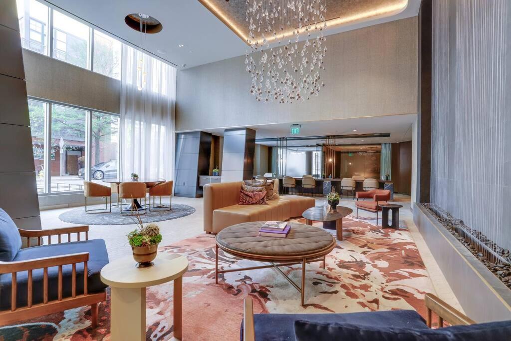 Gorgeous 1 Bedroom At Clarendon With Gym And Rooftop Арлингтън Екстериор снимка