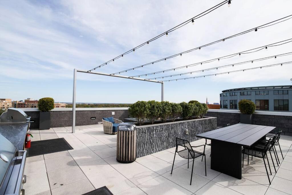 Gorgeous 1 Bedroom At Clarendon With Gym And Rooftop Арлингтън Екстериор снимка